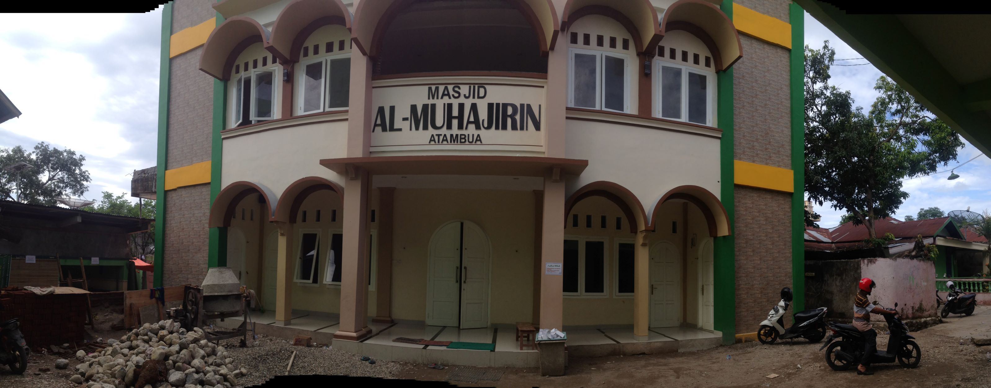 Masjid AL-MUHAJIRIN