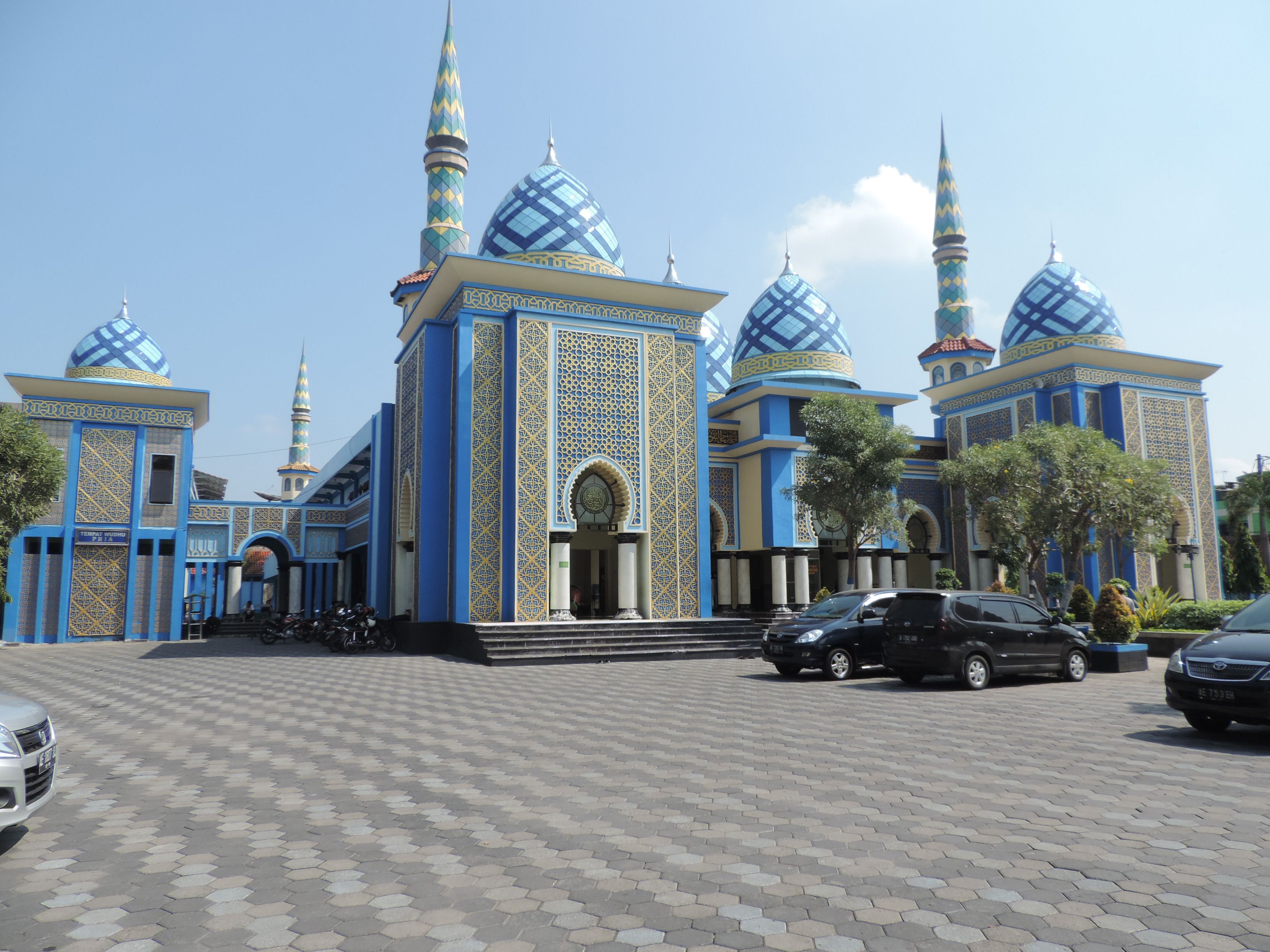 Masjid BAITUL HAKIM