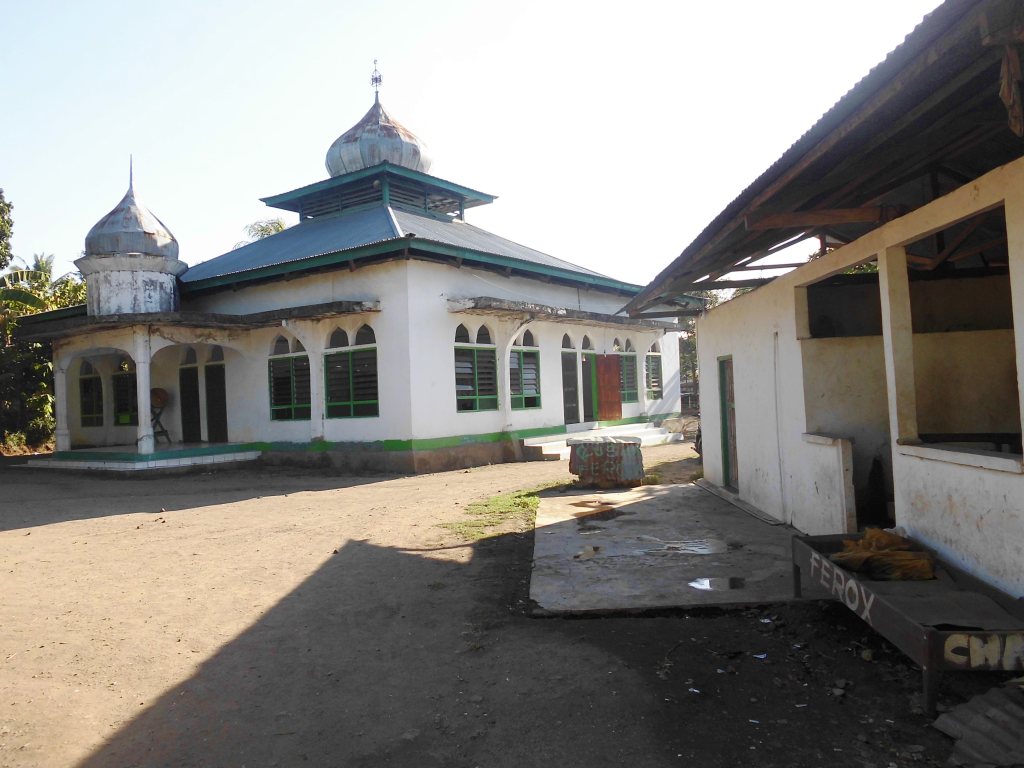 Masjid NURUL AMAMA WAIWADAN